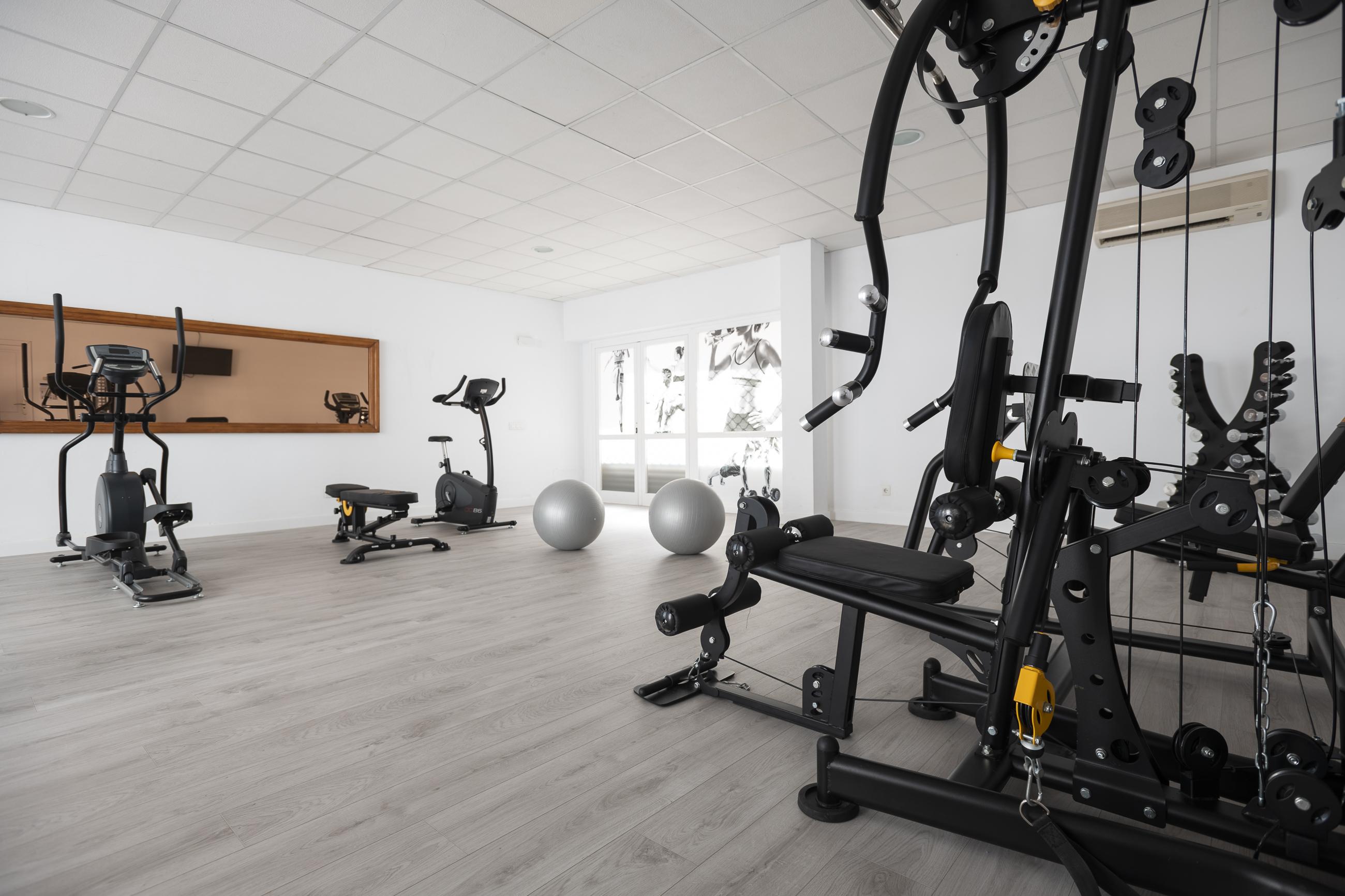 Tomir Portals Suites - Adults Only Порталс Ноус Екстериор снимка